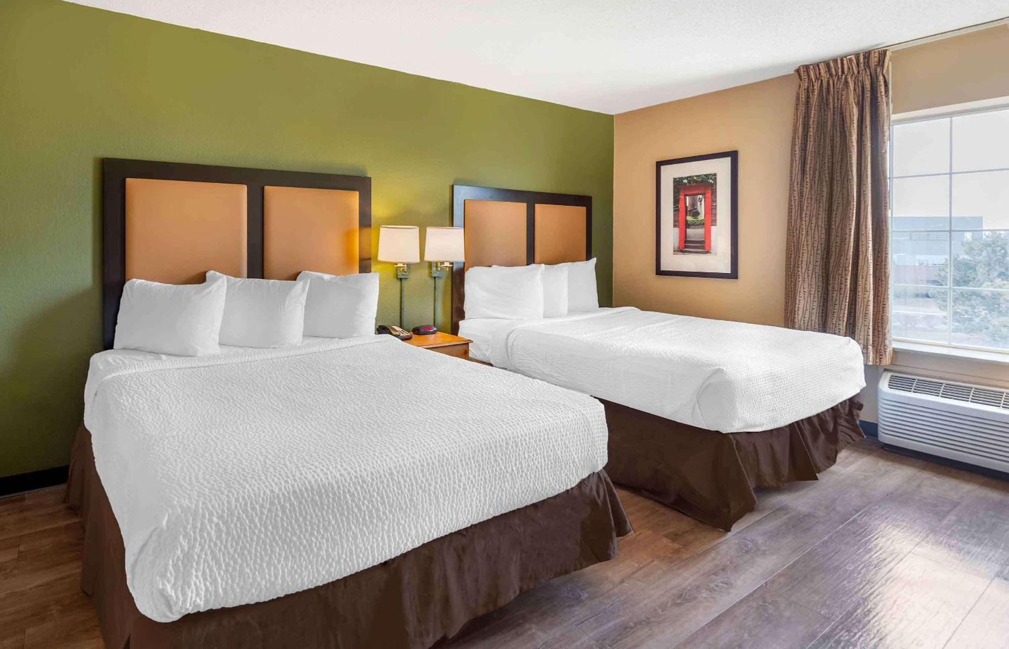 Extended Stay America Select Suites - Chicago - Westmont - Oak Brook Екстериор снимка