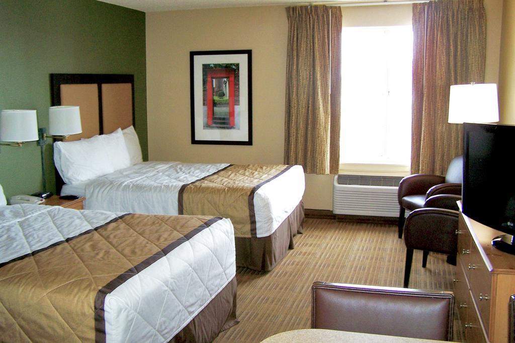 Extended Stay America Select Suites - Chicago - Westmont - Oak Brook Екстериор снимка