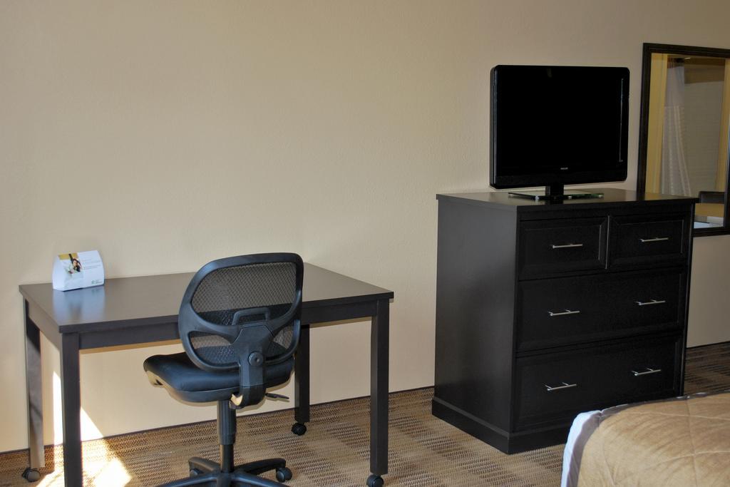 Extended Stay America Select Suites - Chicago - Westmont - Oak Brook Екстериор снимка